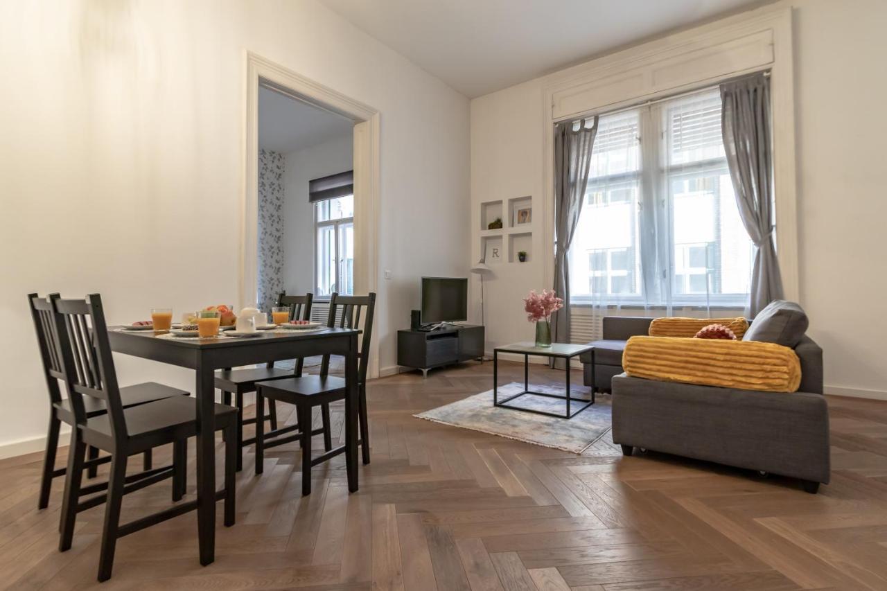 Friendly In The Center With 2bedrooms Apartament *